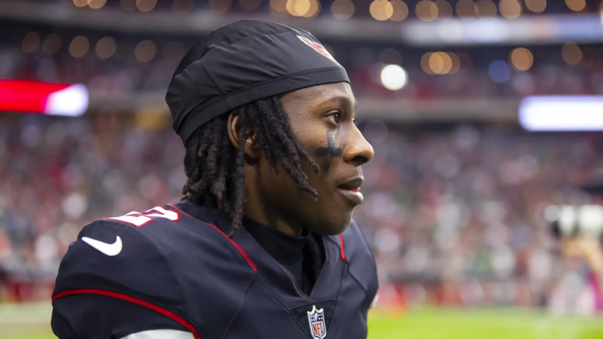 Marquise Brown Net Worth, Girlfriend, Cars, Salary & Contract