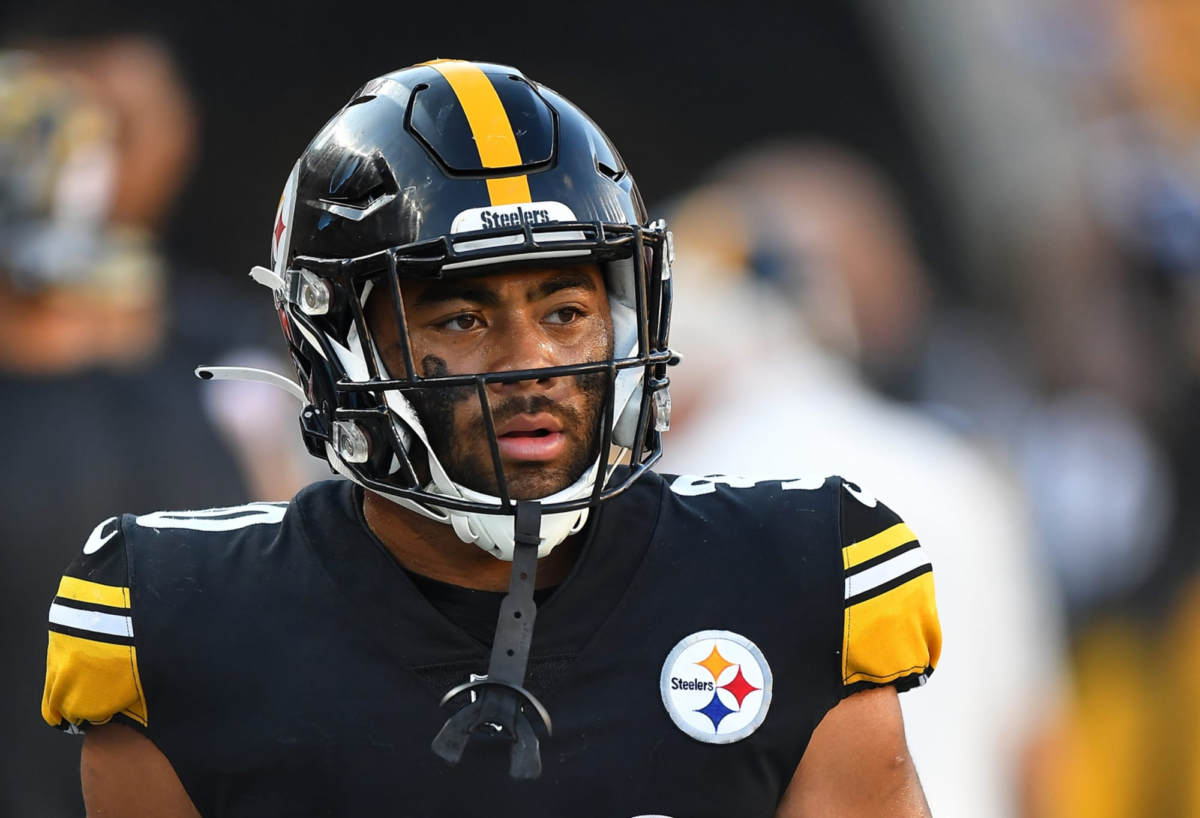 Jaylen Warren 2022 Net Worth, Girlfriend, Salary & Contract