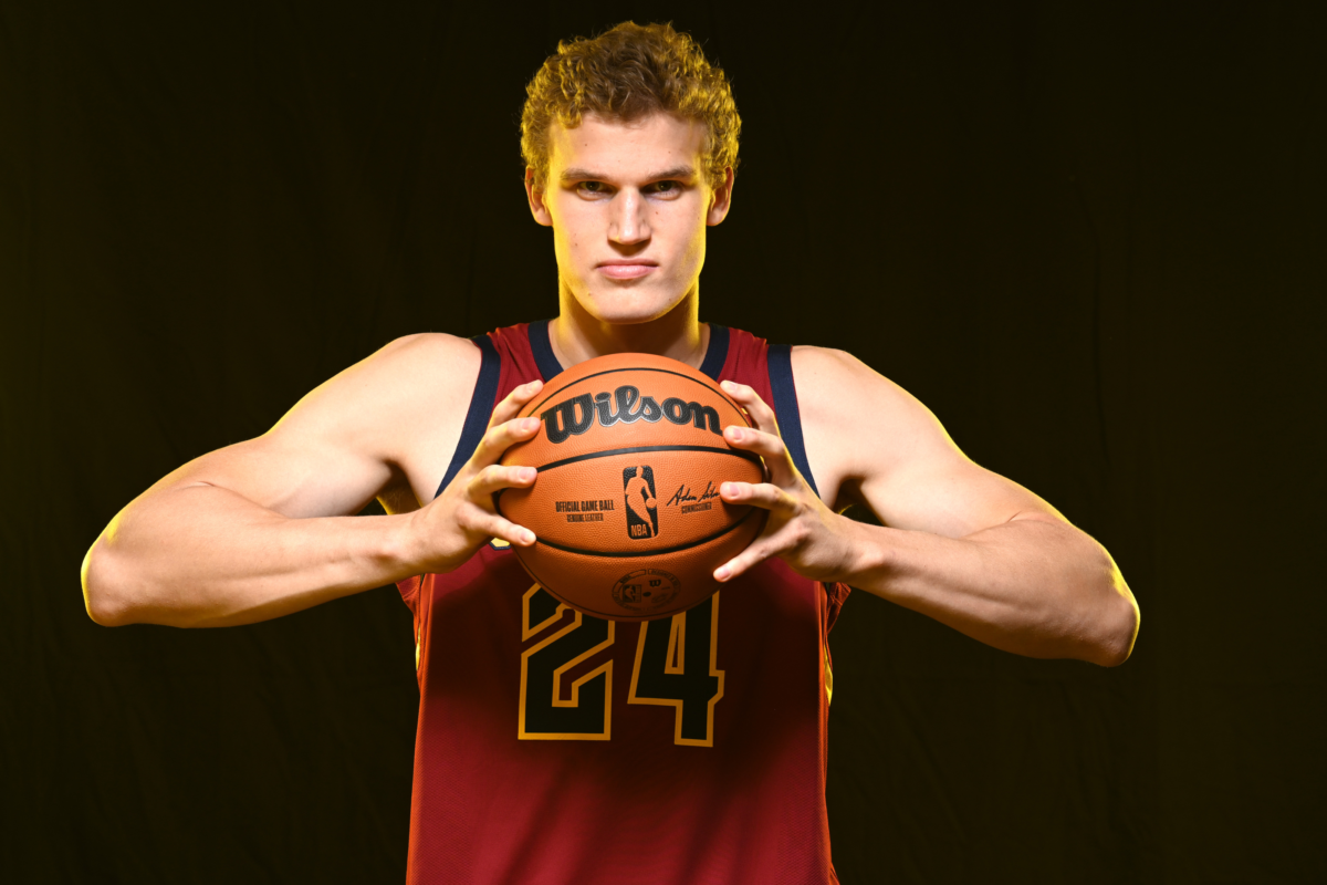 Lauri Markkanen 2022 Net Worth, Salary, Records and Endorsements