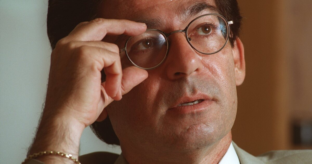 Robert Kardashian: Khloe Kardashian&rsquo;s father, Family, Kids, Career and