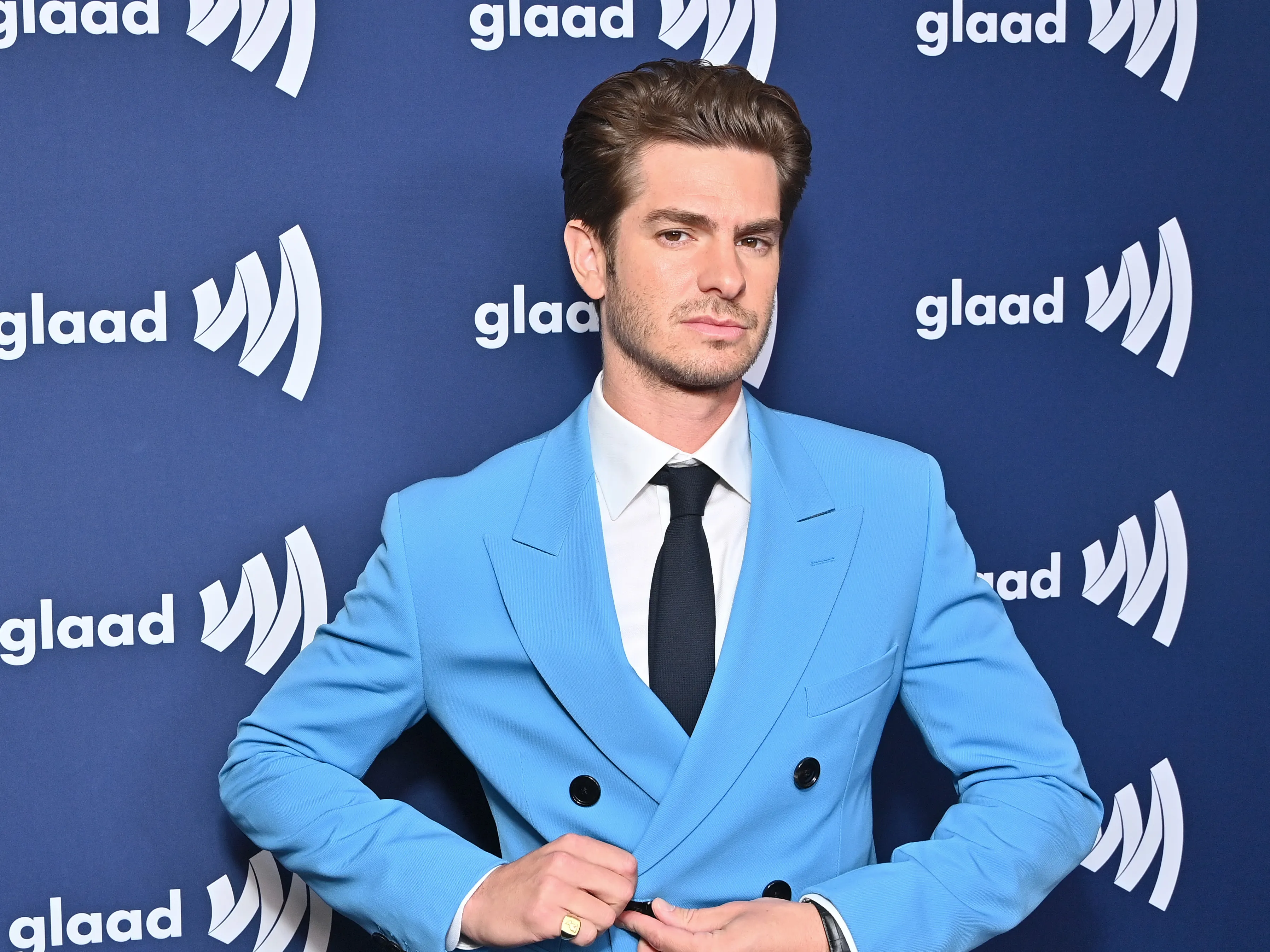 Who is Andrew Garfield dating currently? Has the 'Amazing Spiderman' star ever been married before? 2 image 7935