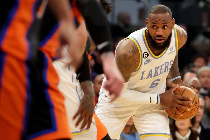 LA Lakers fans left gobsmacked after learning of this stat as LeBron James records triple-double in win over Knicks 1 images 2023 02 02T021950.101