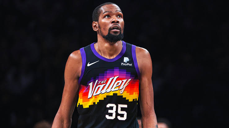 Kevin Durant ankle: What injury did KD pick up ahead of his Suns home debut and how long could he be out for? 1 images 2023 03 09T214959.280