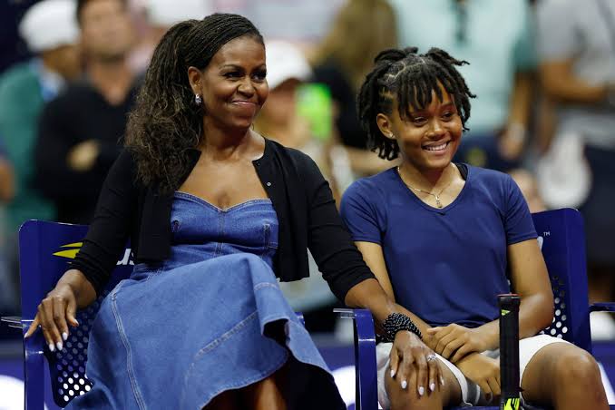 Michelle Obama and Gabby Bell