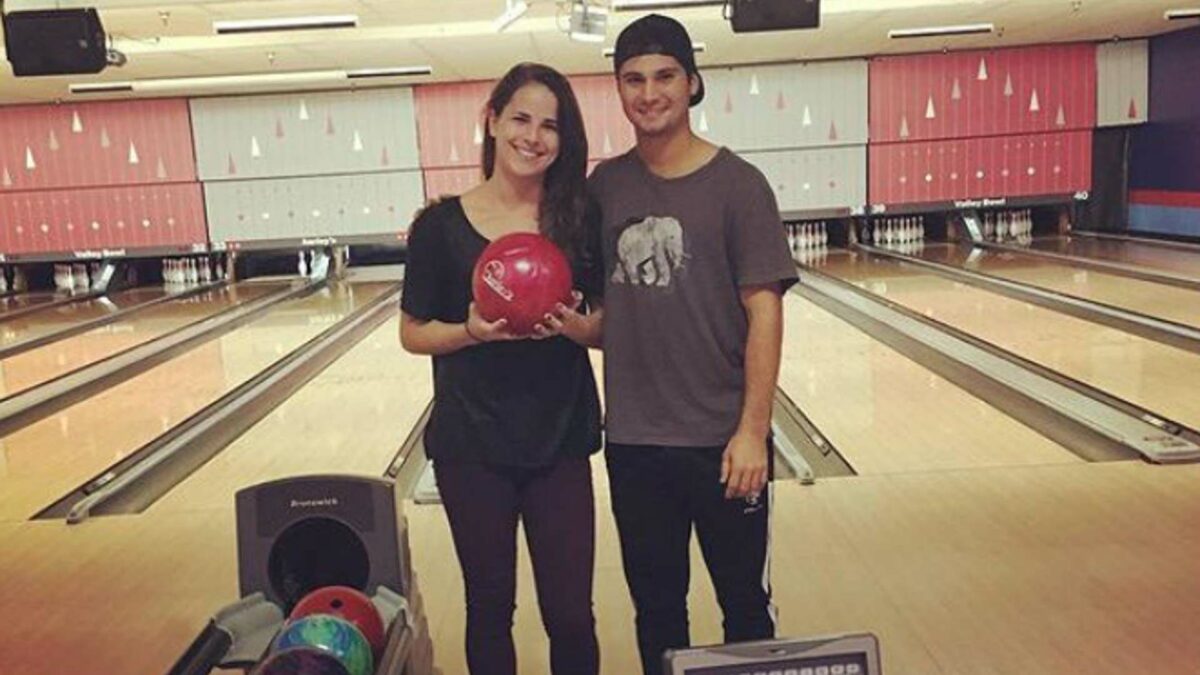 Who is Rebecca Dehnel - the girlfriend of Marcos Giron? 2 Marcos Giron with his girlfriend