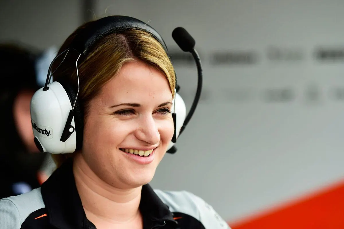 Who is Bernadette Collins? What is her role in Formula 1 (F1)? 3 jm1604se494 1200x799 1