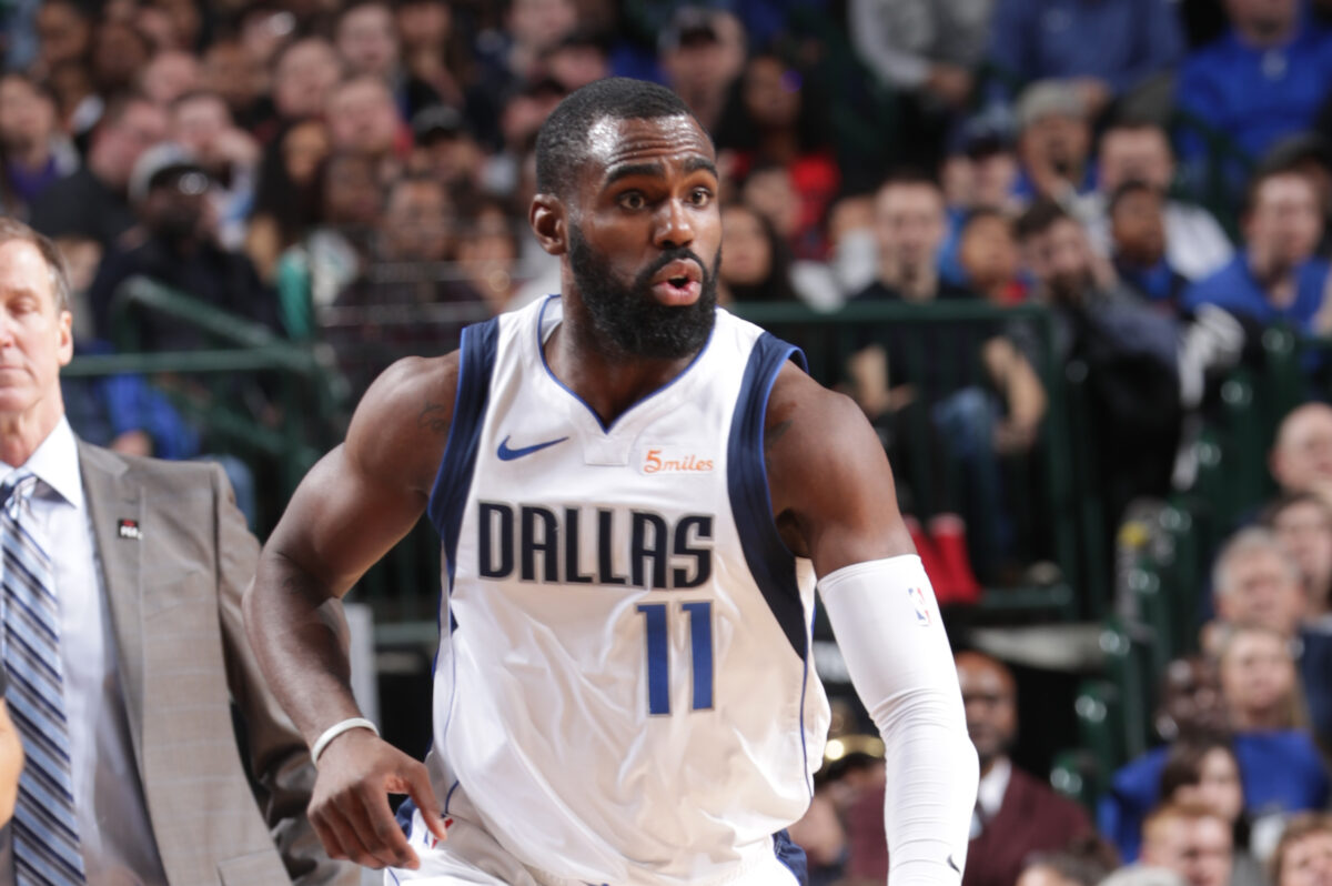 "He carried us tonight": Mavs fans left delighted as Tim Hardaway Jr. steps up to help Luka Doncic 1 thj mavs 4