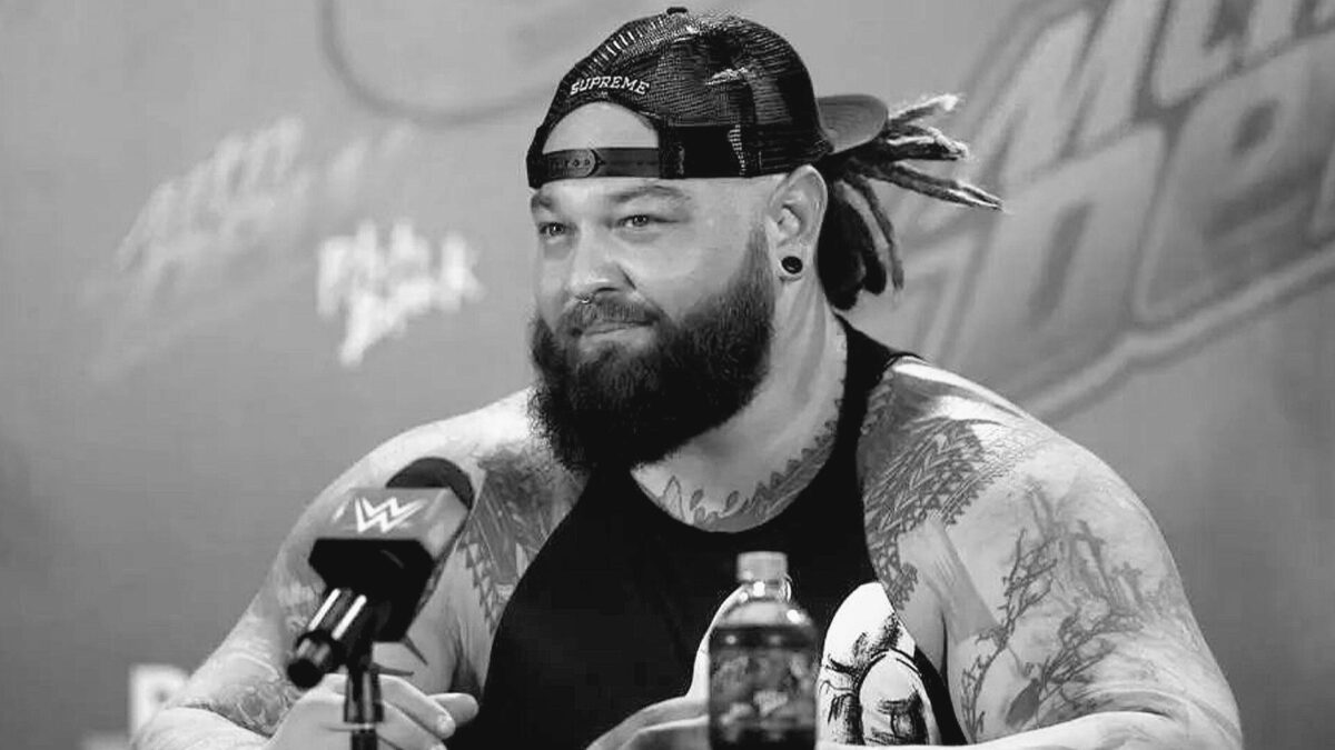 What was Bray Wyatt's Net Worth at the time of his death, his real name, age and family? 3 Bray Wyatt
